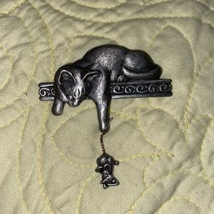 Vintage Cat and Mouse Pin